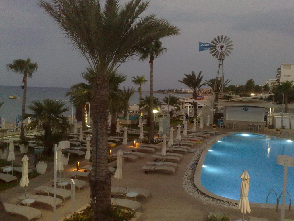 Vrissaki Beach Hotel Protaras Exterior foto